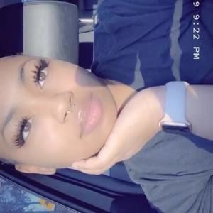 Meet your Posher, Afiyah